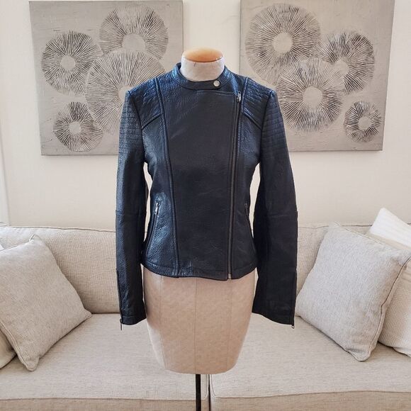 Cupcakes & Cashmere 100% Leather Shirley Moto Jacket size Small in Black - Picture 3 of 15